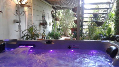 B&B Squeakygate Retreat - Broome Tourism 1