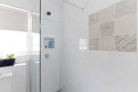 B5 Close To Nedlands, Cafes, Swan River, SCGH & UWA - Broome Tourism 3