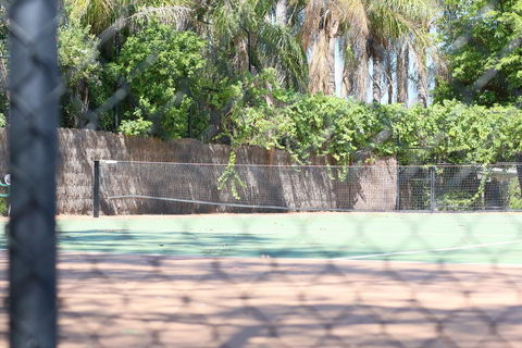 Back O Bourke Motel - Broome Tourism 2