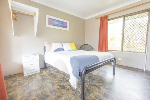 Backpackers Holiday Village - Broome Tourism 1