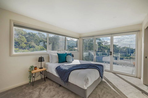 Baileys Beach House - Broome Tourism 1