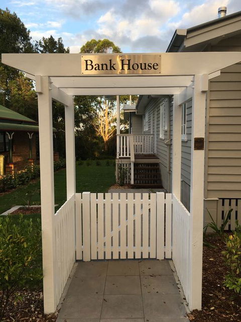 Bank House Tamborine Mountain - Broome Tourism 3