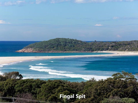 Barefoot' 7/44 Marine Drive - Fabulous Fingal Bay - Broome Tourism 0