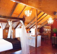 Barossa Barn Bed and Breakfast - Broome Tourism