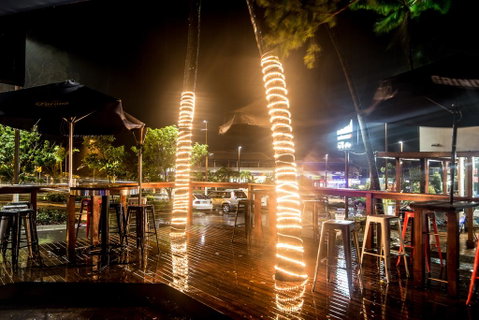 Base Airlie Beach - Broome Tourism 2