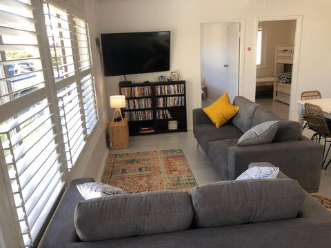 Bay Breeze Cottage - Broome Tourism 2