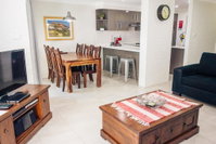 Bay Parklands Unit 21/2 Gowrie Avenue