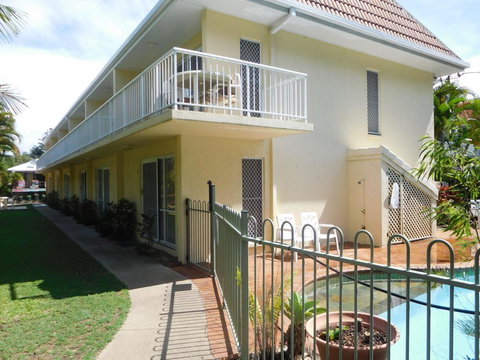 Bayshores Apartment Hervey Bay - Broome Tourism 0