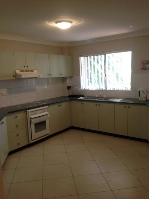 Bayview, Unit 6 - The Entrance, NSW - Broome Tourism 3