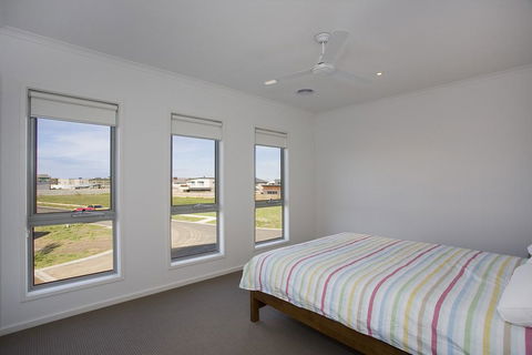 Beach & Golf Stays, Australia - Broome Tourism 1