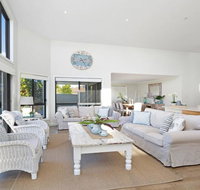 Beach 'Shac' on Parkway - Broome Tourism