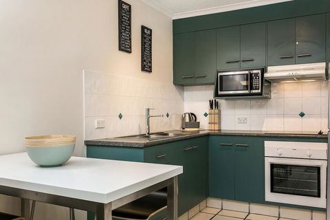 Beaches Apartments Byron Bay - Broome Tourism 3