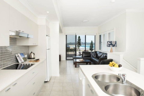 Beachfront 8 - Broome Tourism 0