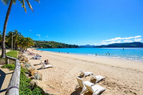 Beachfront Hamilton Island - Broome Tourism 2
