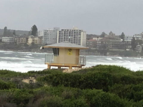 Beachfront Living Cronulla - Broome Tourism 3