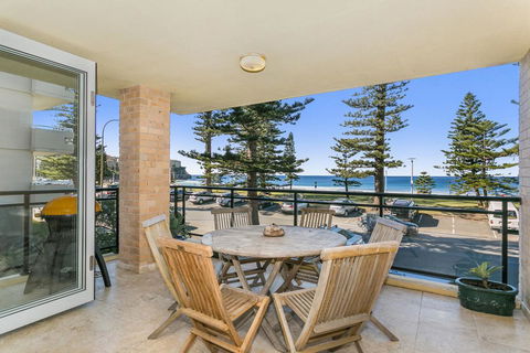 Beachfront On Golden Mile - Broome Tourism 0