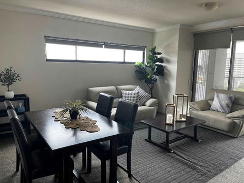 Republic Apartment - Broome Tourism 2
