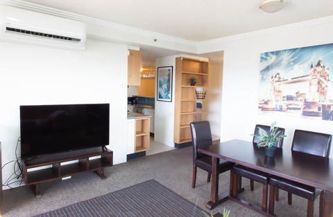 Republic Apartment - Broome Tourism 0