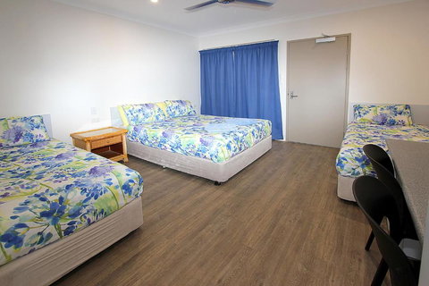 Reef Gardens Motel - Broome Tourism 0