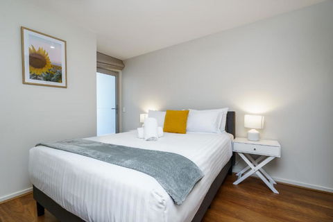 Relaxing 2BR Stay Near South Point Tuggeranong - Broome Tourism 1