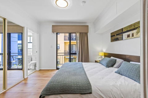 Renovated Family Apartment With Pool & WiFi - Broome Tourism 0