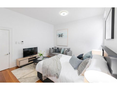 Renovated Studio In Bohemian Area Close To City - Broome Tourism 1