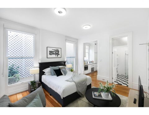 Renovated Studio In Bohemian Area Close To City - Broome Tourism 2