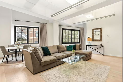 Renovated Warehouse Conversion In Heart Of Sydney - Broome Tourism 2