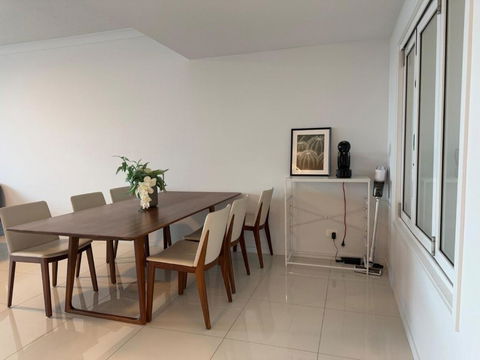 Resort-Style Apartment Near Harbour Town - Broome Tourism 3