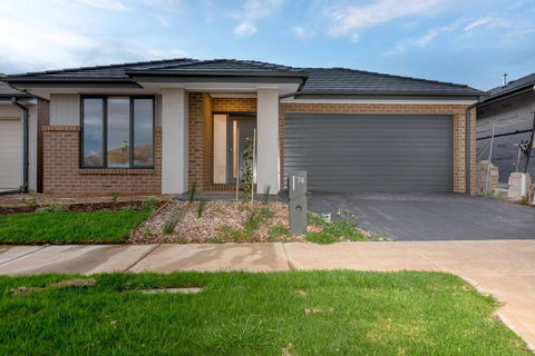 ResortStyle 4BR House With Parking - Broome Tourism 1