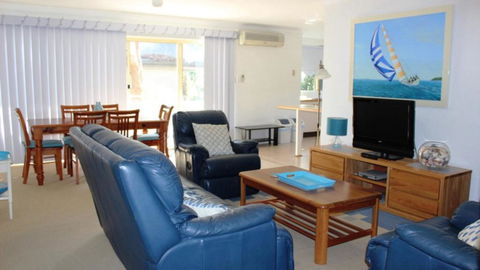 Rest At The Nest On Booner - Broome Tourism 1