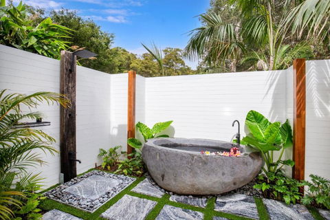 Rest Pet Friendly With Outdoor Bath 3 Mins Walk To Beach - Broome Tourism 0