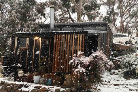 ReThynk Unique Tiny Home East Jindabyne - Broome Tourism 0