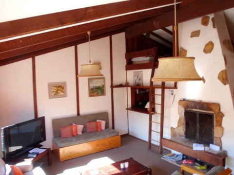 Retro 2 Bedroom Apartment - Broome Tourism 0