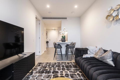 Ritzy Apartment In Iconic Australia 108 With Views - Broome Tourism 2