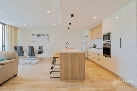 RIVERFRONT BREEZE @ The Cosmopolitan Unit10307 - Broome Tourism 0