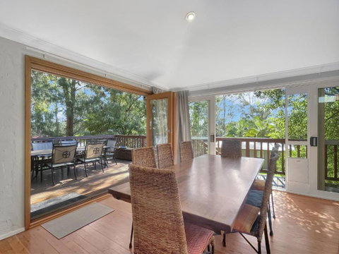 Riverside 3-Bed Townhouse With Spacious Deck & BBQ - Broome Tourism 0
