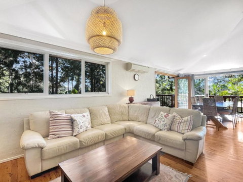 Riverside 3-Bed Townhouse With Spacious Deck & BBQ - Broome Tourism 2