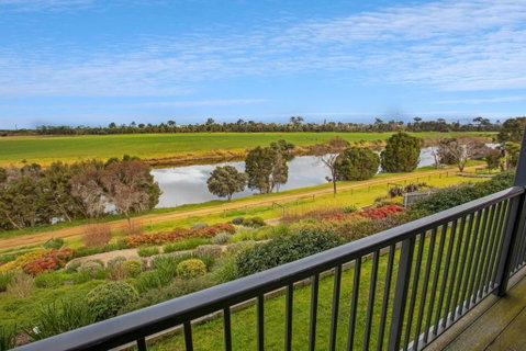 Riverside Haven - Broome Tourism 3
