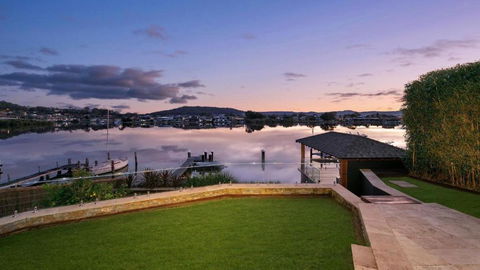 Riverside Retreat - Absolute Waterfront - Broome Tourism 1