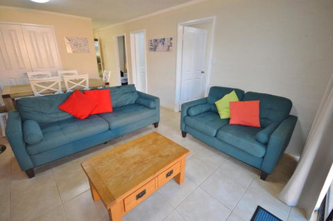 Riverview Holiday Apartment 93 - Kalbarri WA - Broome Tourism 1