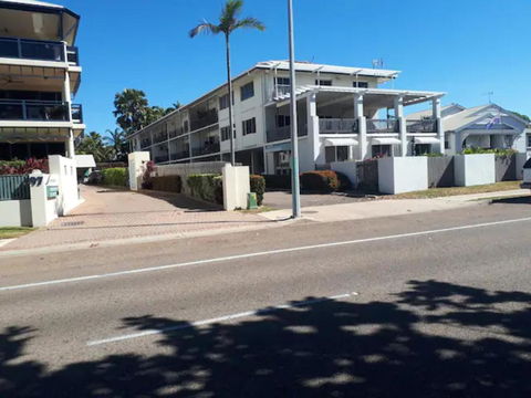 Residential Two-bedroom Unit On The Strand, Self-check In, Wi-fi - Broome Tourism 3