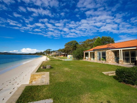 Salamander Beach Front - Broome Tourism 0