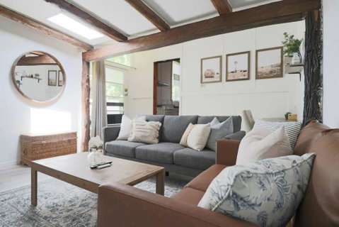Rustic Chic 200 Metres From CBD - Broome Tourism 0