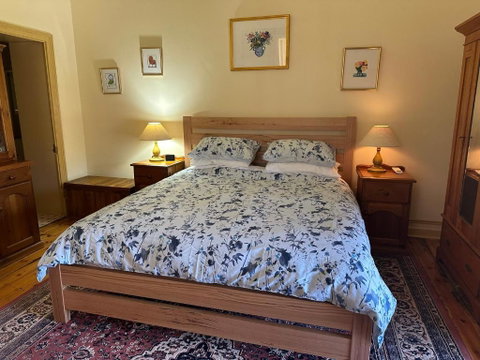 Robe House Heritage Accommodation - Broome Tourism 1