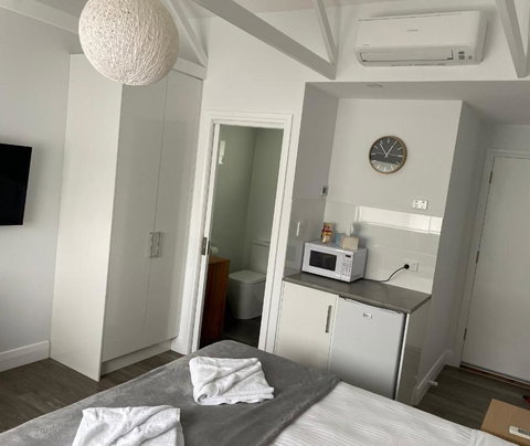 Robe Nampara Cottages - Broome Tourism 3