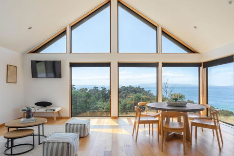 Rocky Ridge - Broome Tourism 1