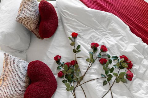 Romantic Retreat With Garden - Broome Tourism 3