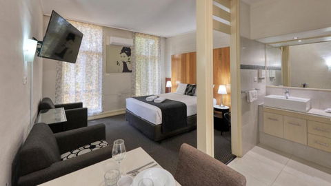 Rose City Motor Inn - Broome Tourism 1