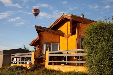 Rose Cottage Yarra Glen - Broome Tourism 0
